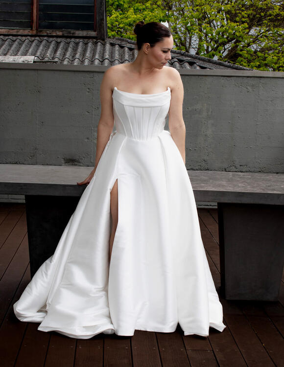 Forget Me Knot Andora