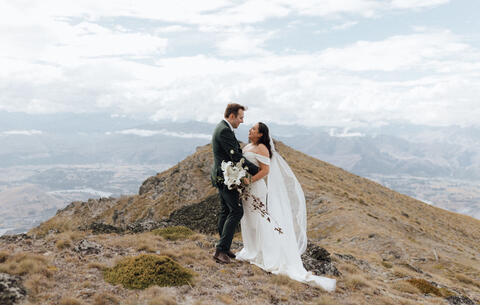 Timeless Queenstown Mountain Wedding