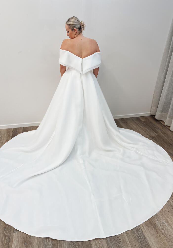 Forget Me Knot Canberra | Wedding Dress New Zealand