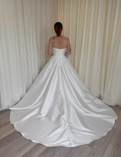 Forget Me Knot Eastbourne | Wedding Dress New Zealand