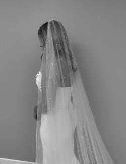 Scattered Pearls 120"