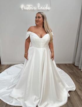 Forget Me Knot Kingston AB16+