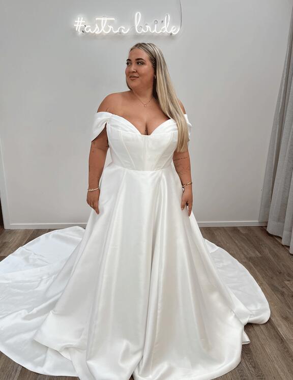 Forget Me Knot Kingston AB16+