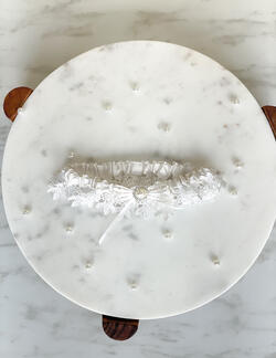 Lace and pearl garter