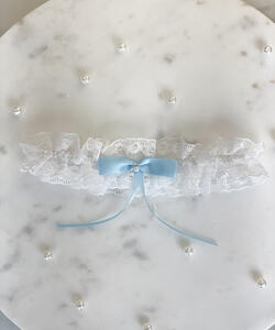 Chantilly lace garter