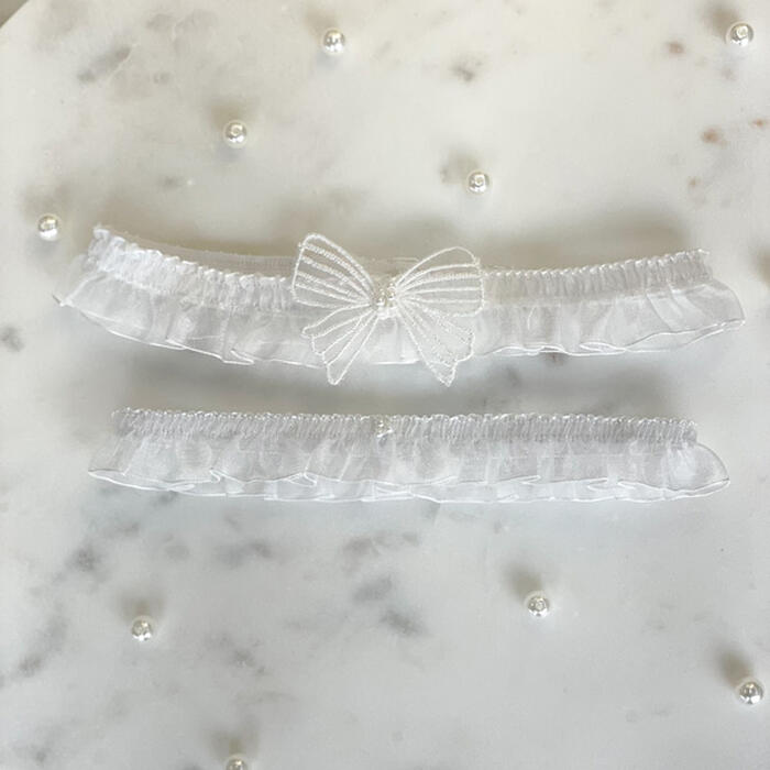 Gathered tulle garter