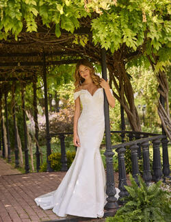 Rebecca Ingram Miley Wedding Dress