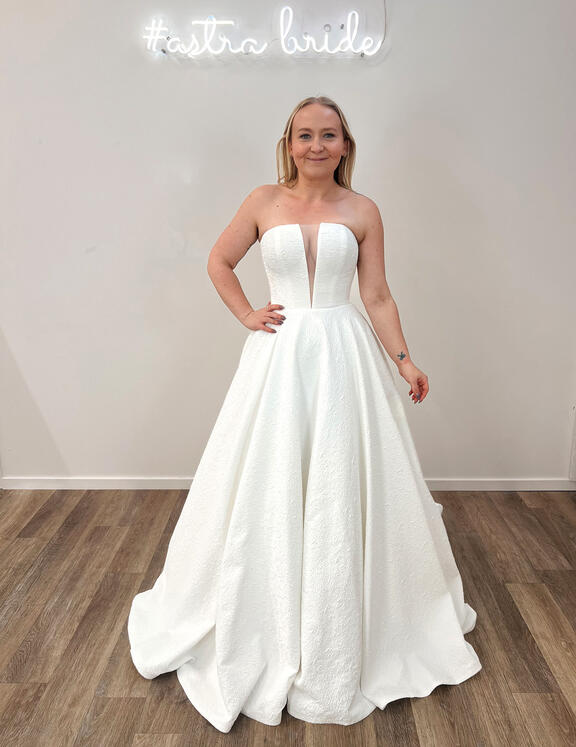 Forget Me Knot Monaco