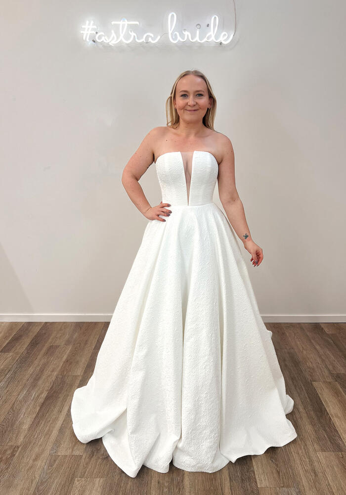 Forget Me Knot Monaco