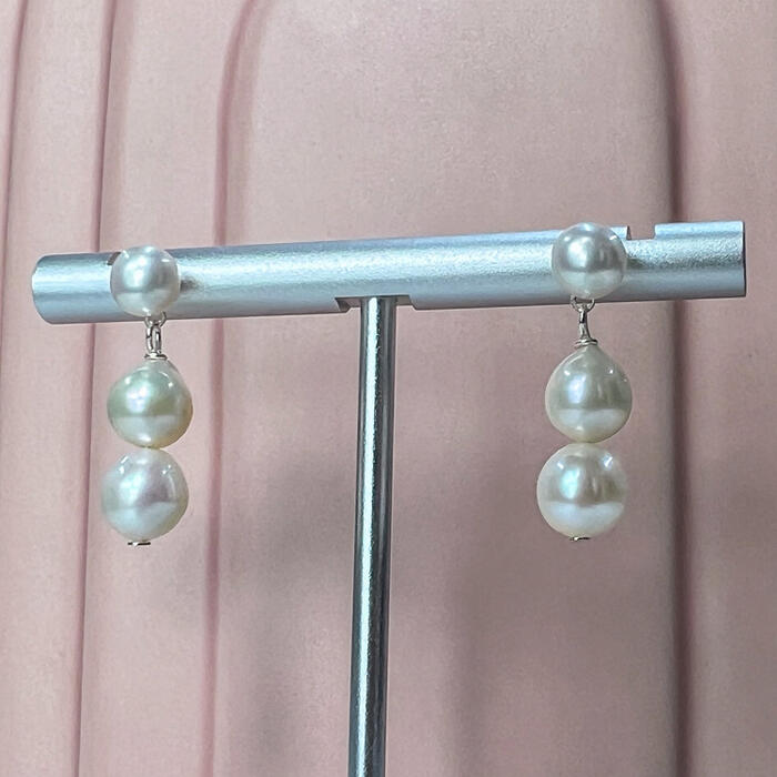 Triple pearl