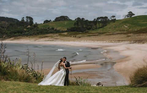 Picturesque Beach Wedding at Orua Beach House