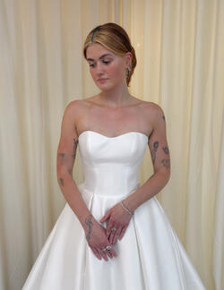 Forget Me Knot Richmond | Wedding Dress New Zealand