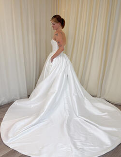 Forget Me Knot Richmond | Wedding Dress New Zealand