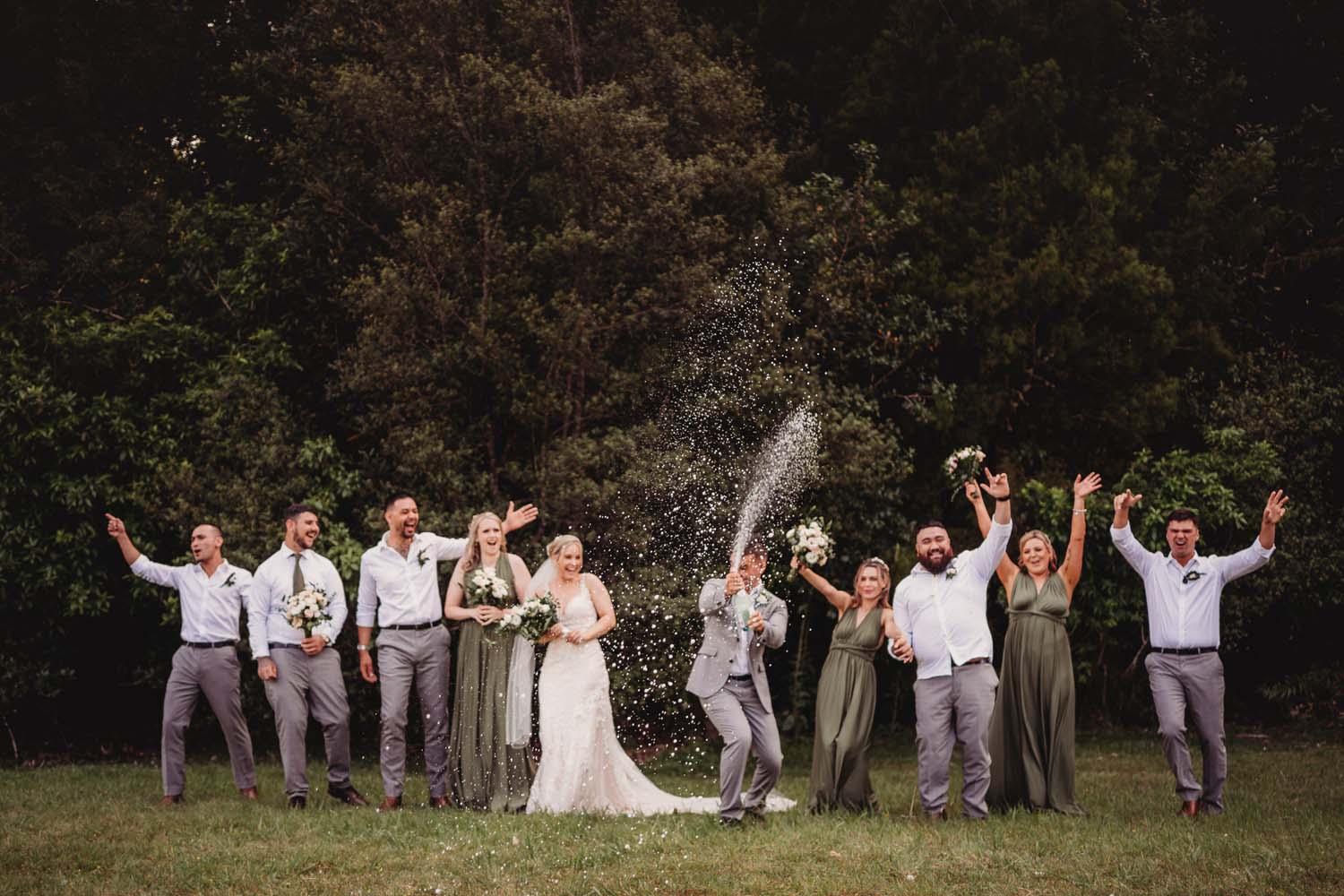 Summer Lake Wedding in Rotorua 