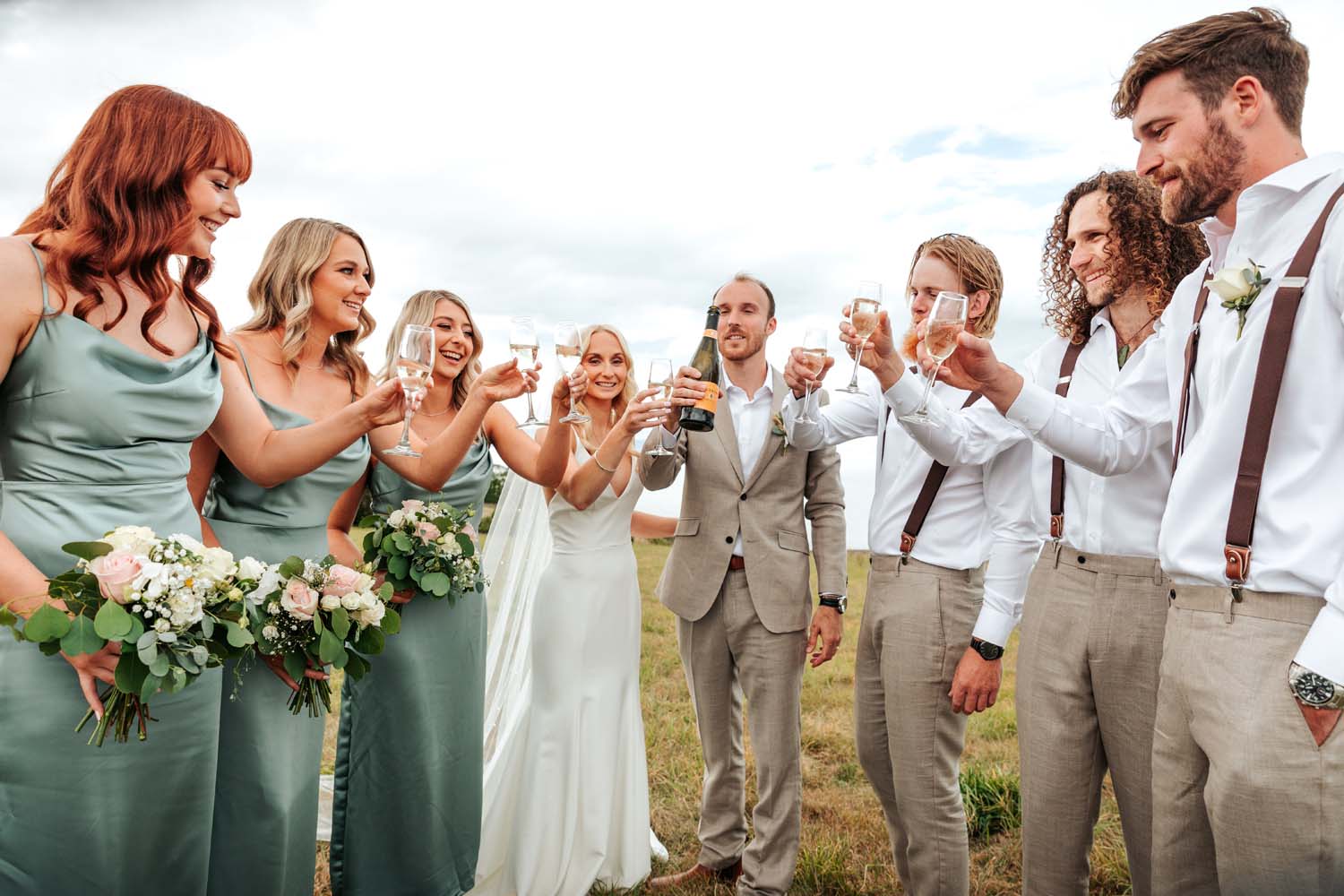 Wonderful Outdoor Wedding in Nelson