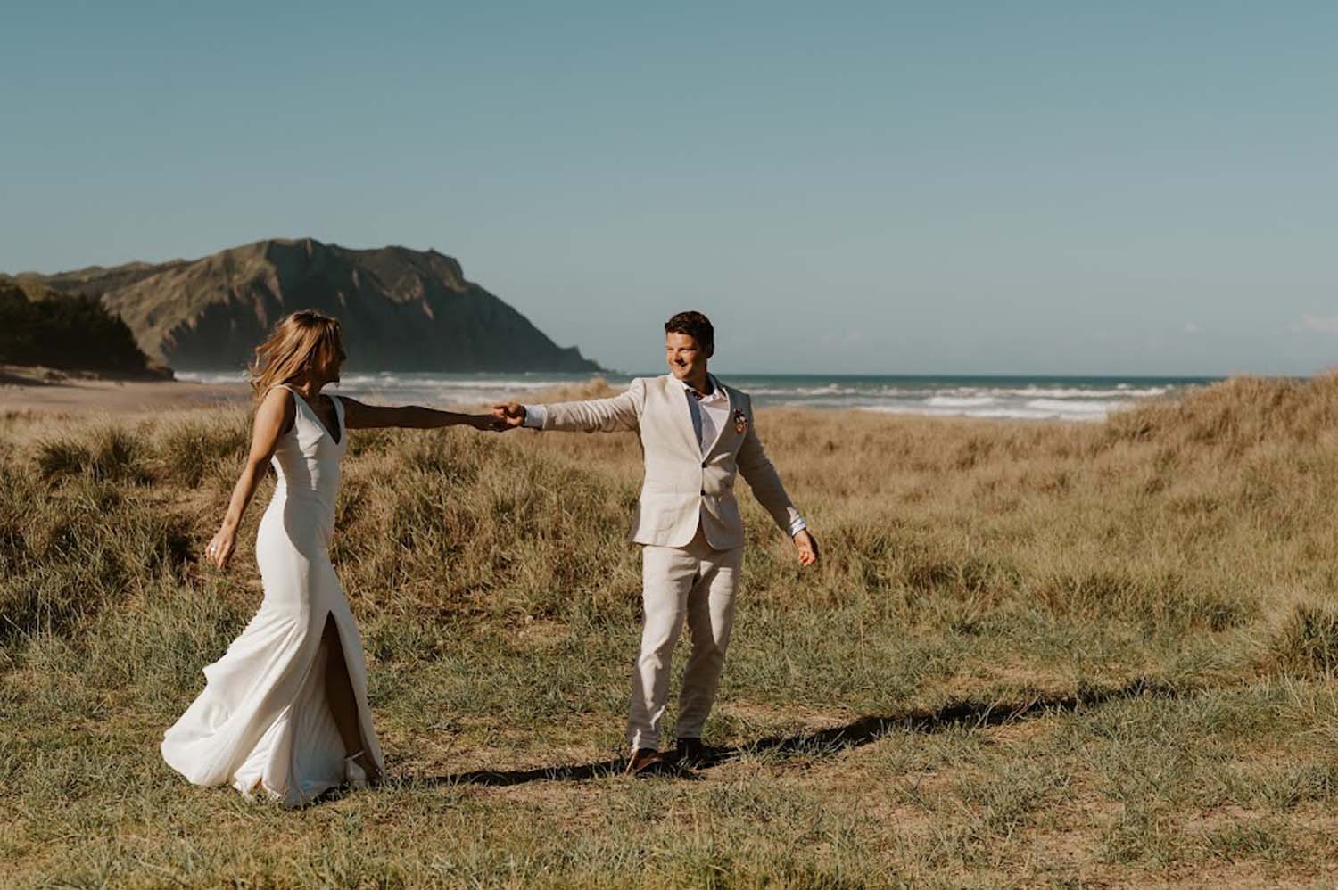 Stunning Sunny Beach Wedding in Gisborne