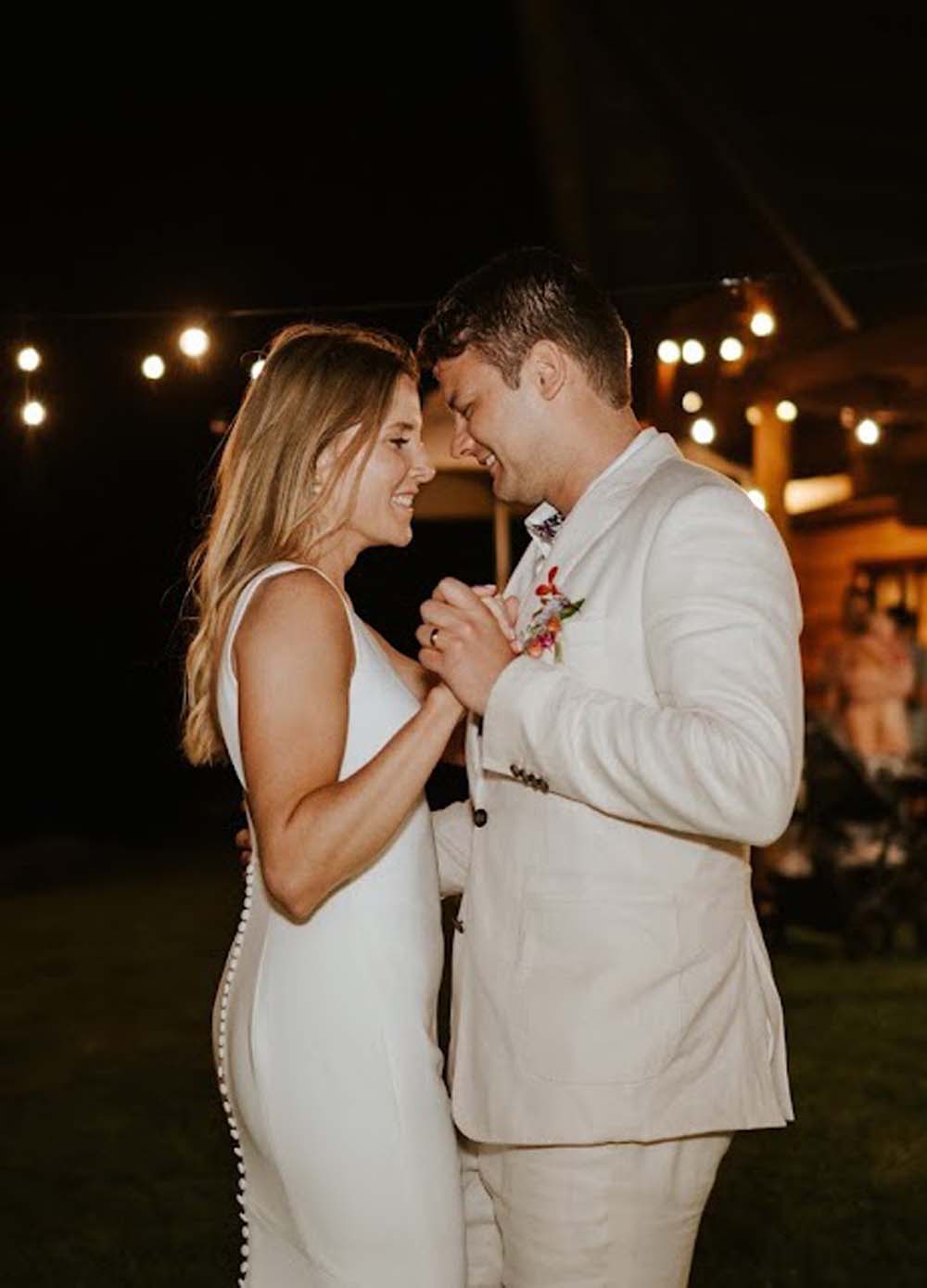 Stunning Sunny Beach Wedding in Gisborne