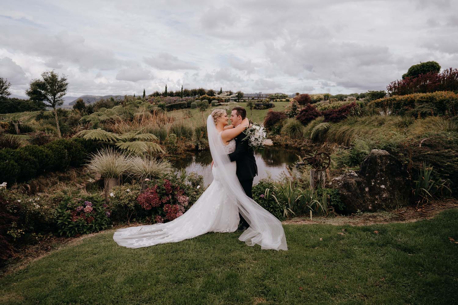 Scenic Outdoor Wedding at Tironui