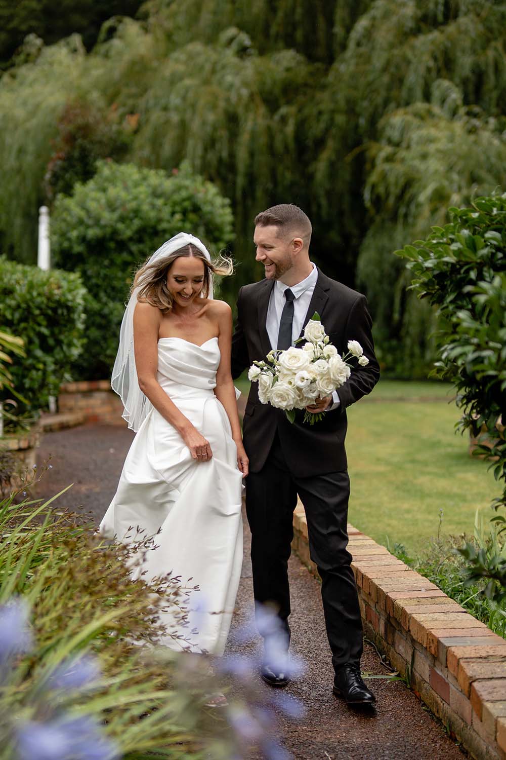 Lovely Estate Wedding in Auckland