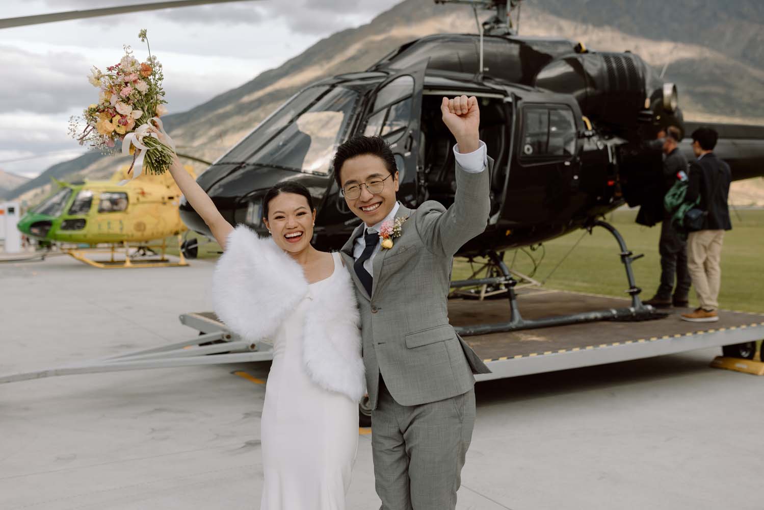 Picturesque Queenstown Lake Wedding