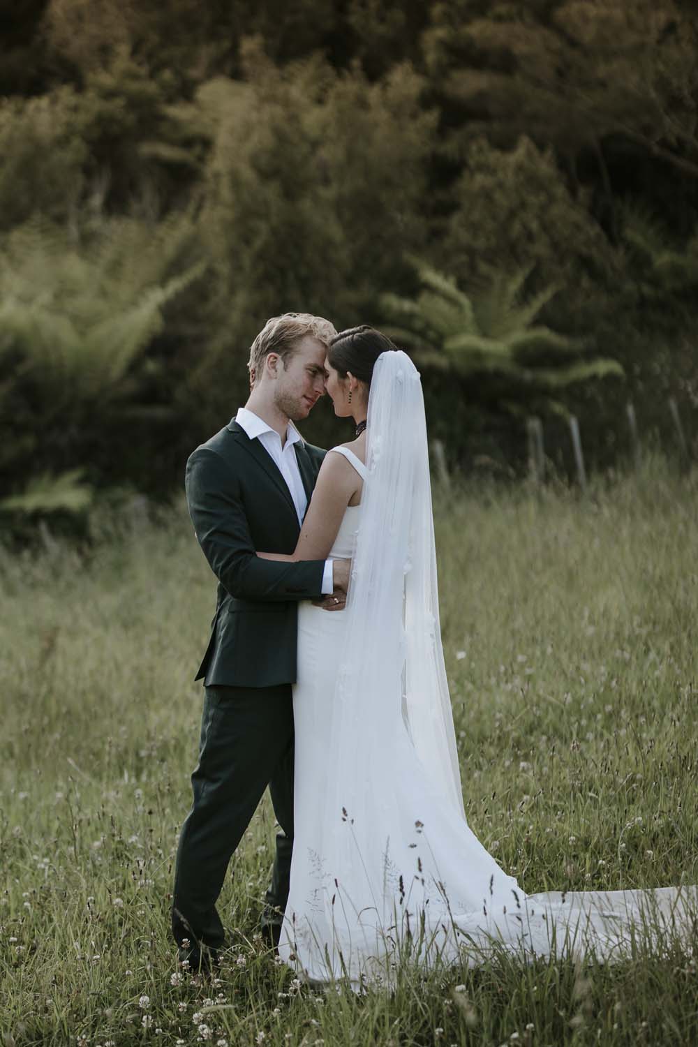 Whimsical Park Wedding in Auckland