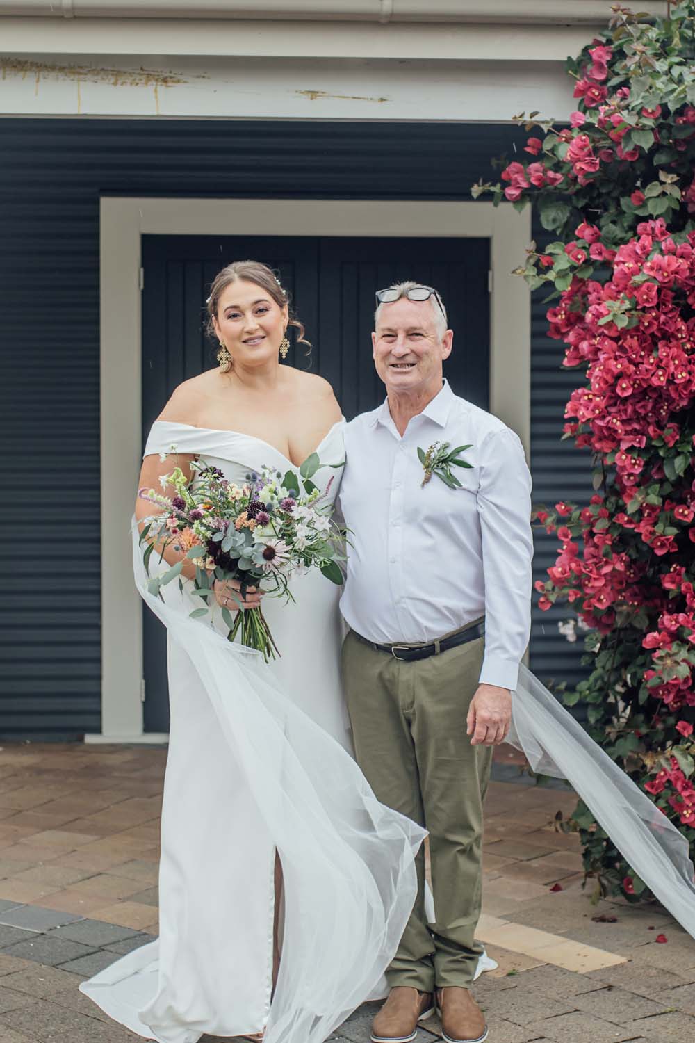 Beautiful Outdoor Wedding in Martinborough