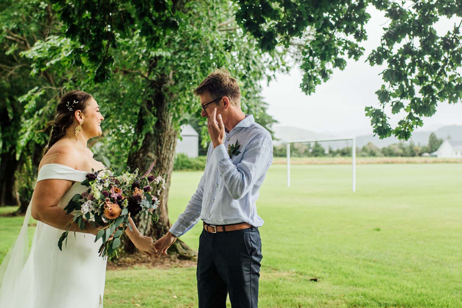 Beautiful Outdoor Wedding in Martinborough