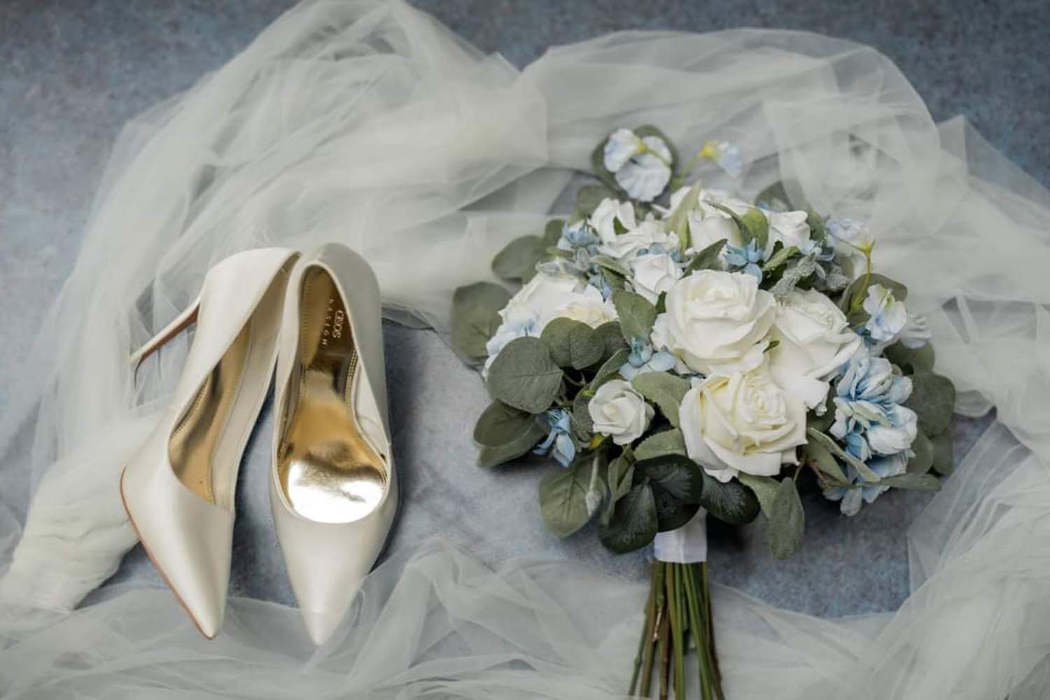 Gorgeous Beach Wedding in Waiheke