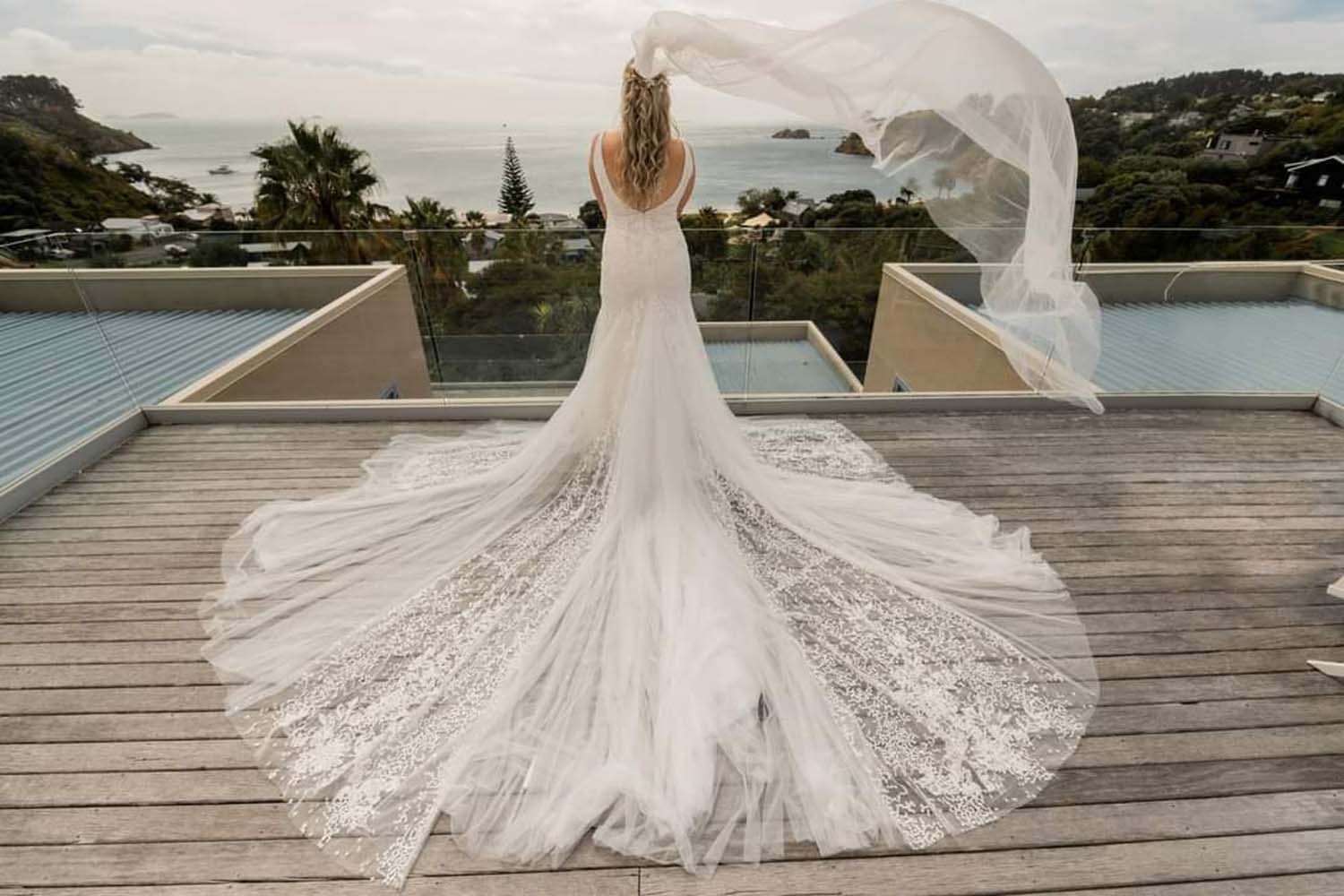 Gorgeous Beach Wedding in Waiheke