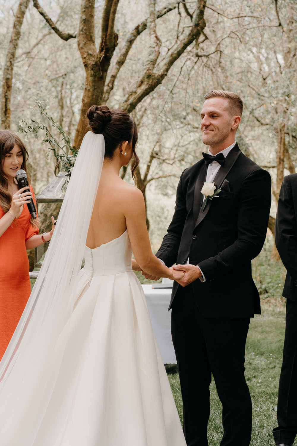 Romantic Auckland Wedding at Bracu Estate