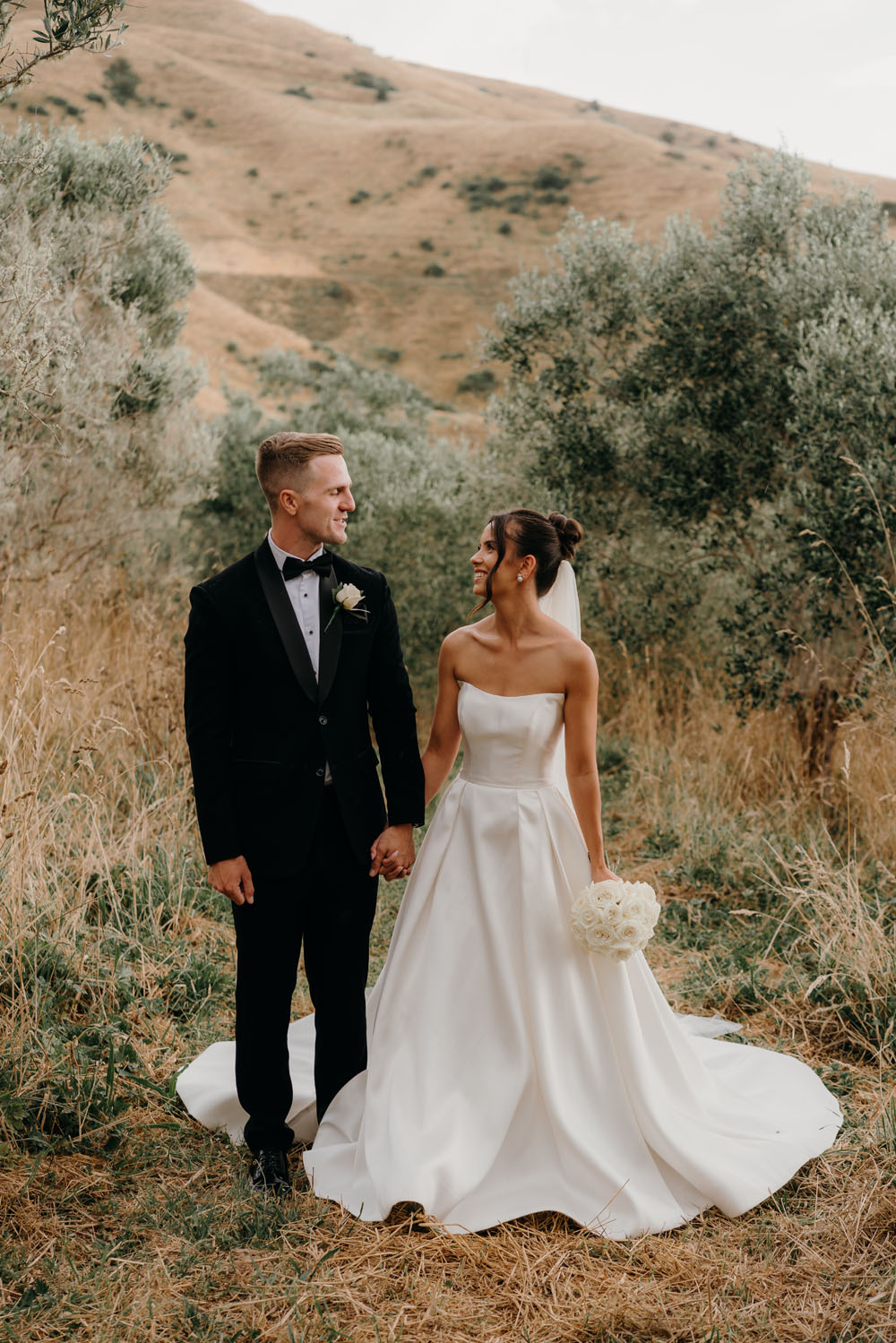Romantic Auckland Wedding at Bracu Estate