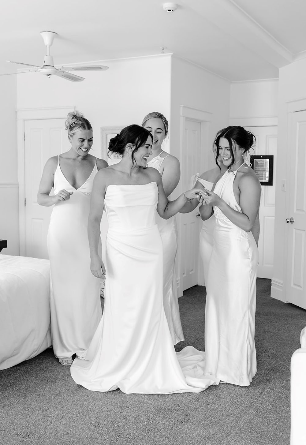 Scenic Waterfront Wedding in the Bay of Islands