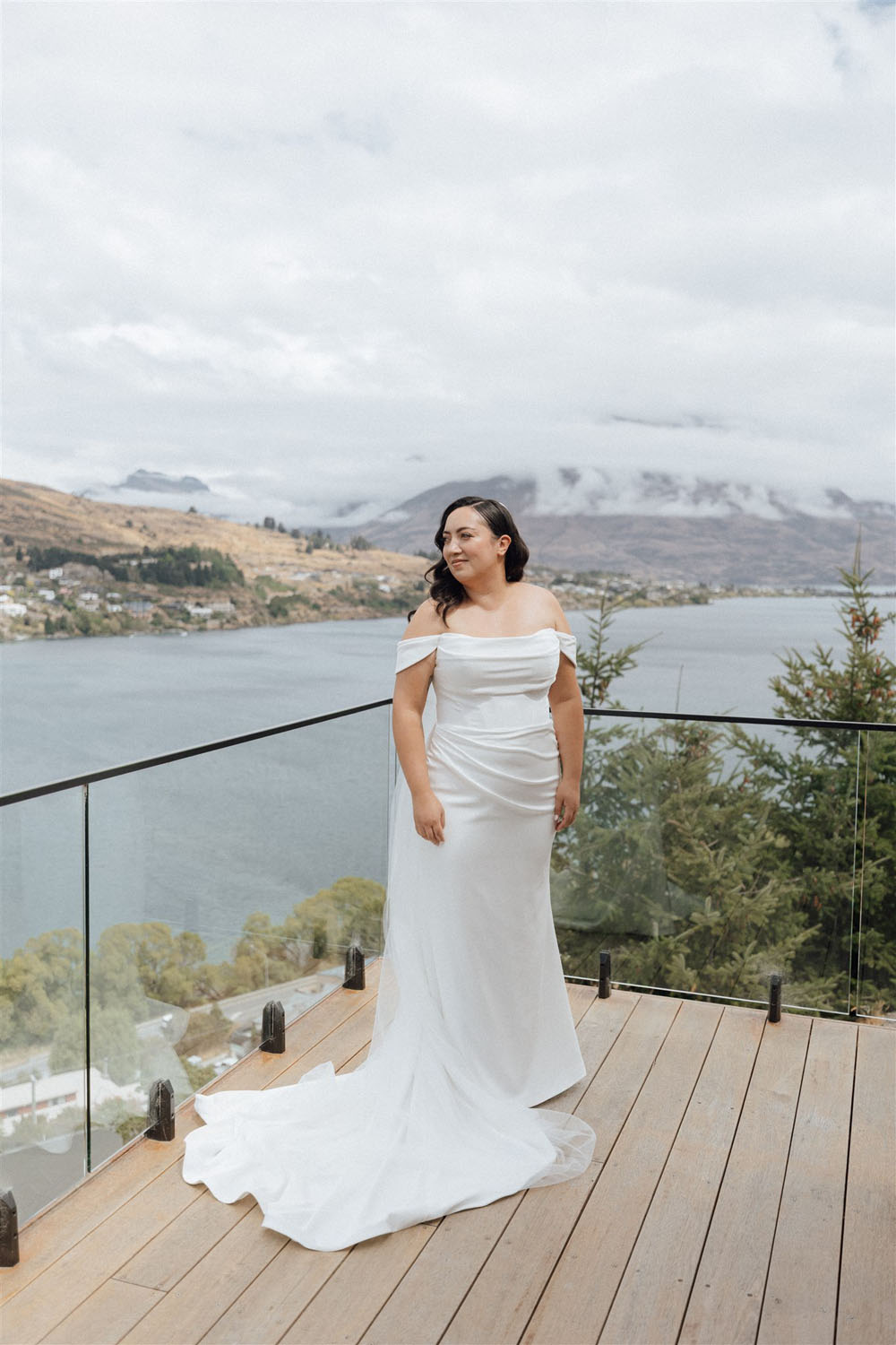 Timeless Queenstown Mountain Wedding