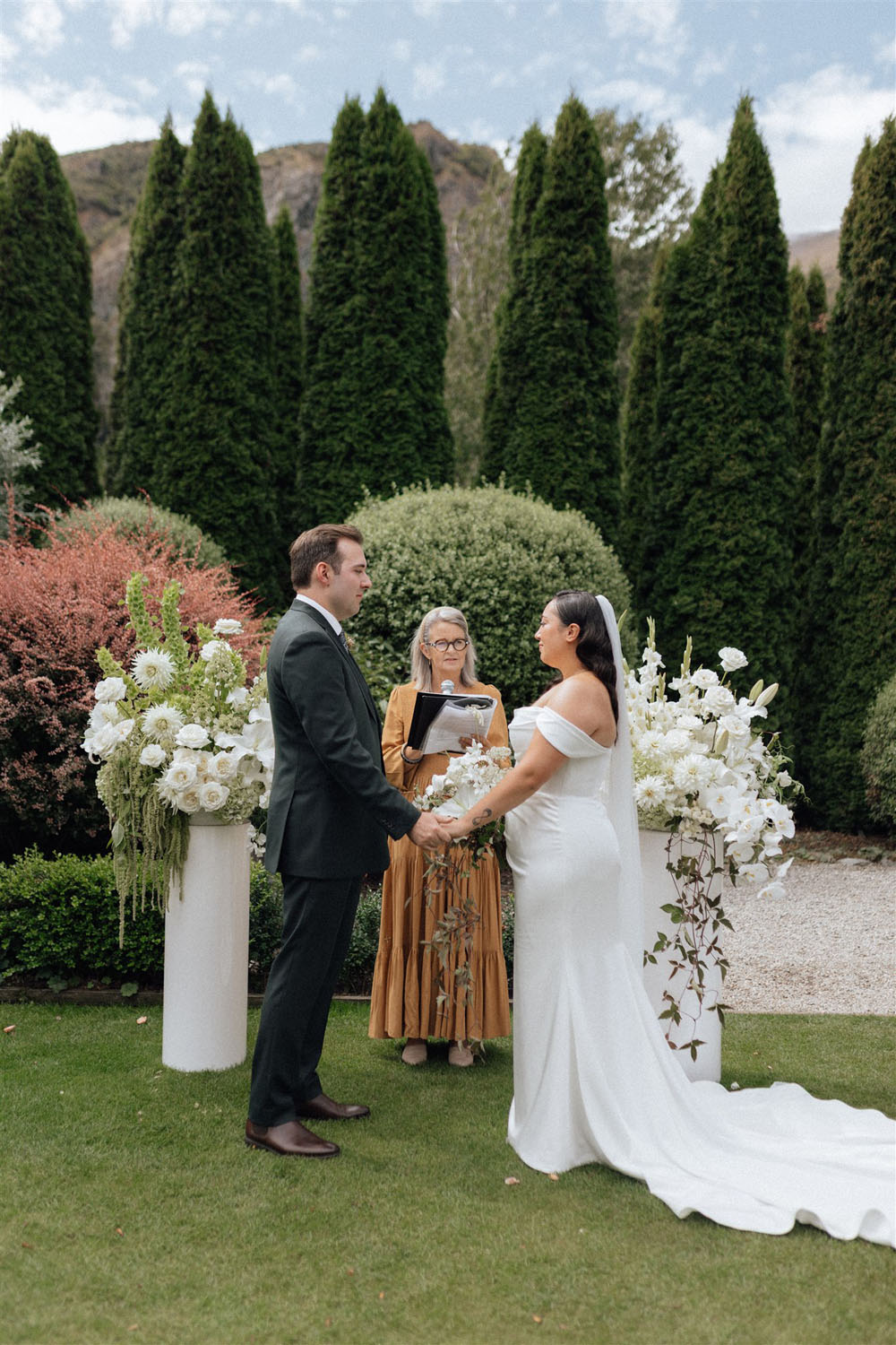 Timeless Queenstown Mountain Wedding