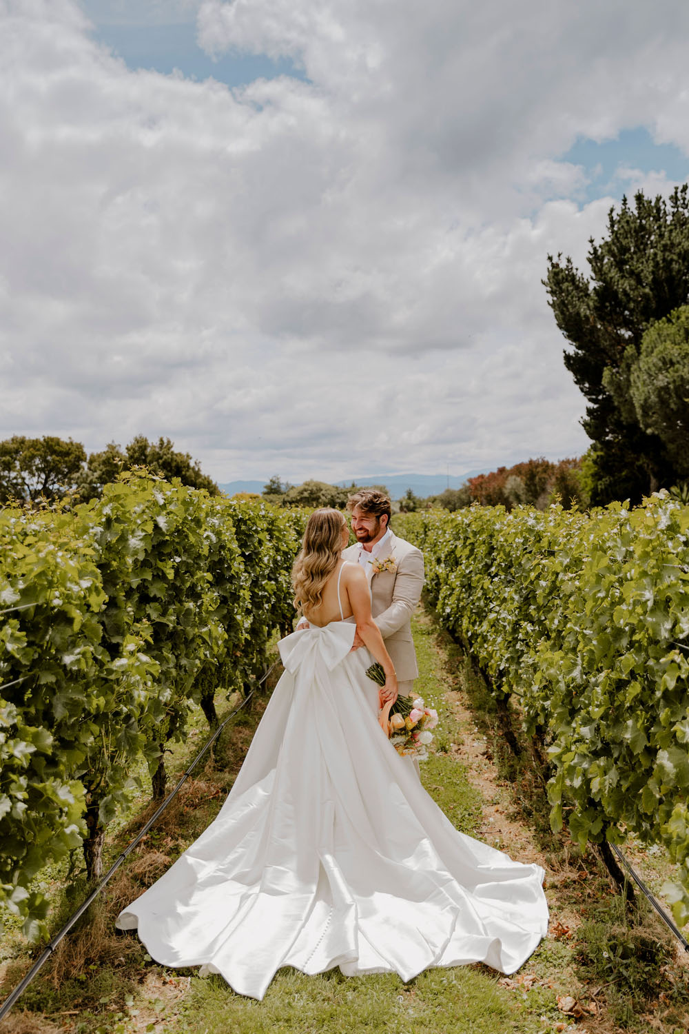 Lovely Farm Wedding at Tironui Lovely Farm Wedding at Tironui