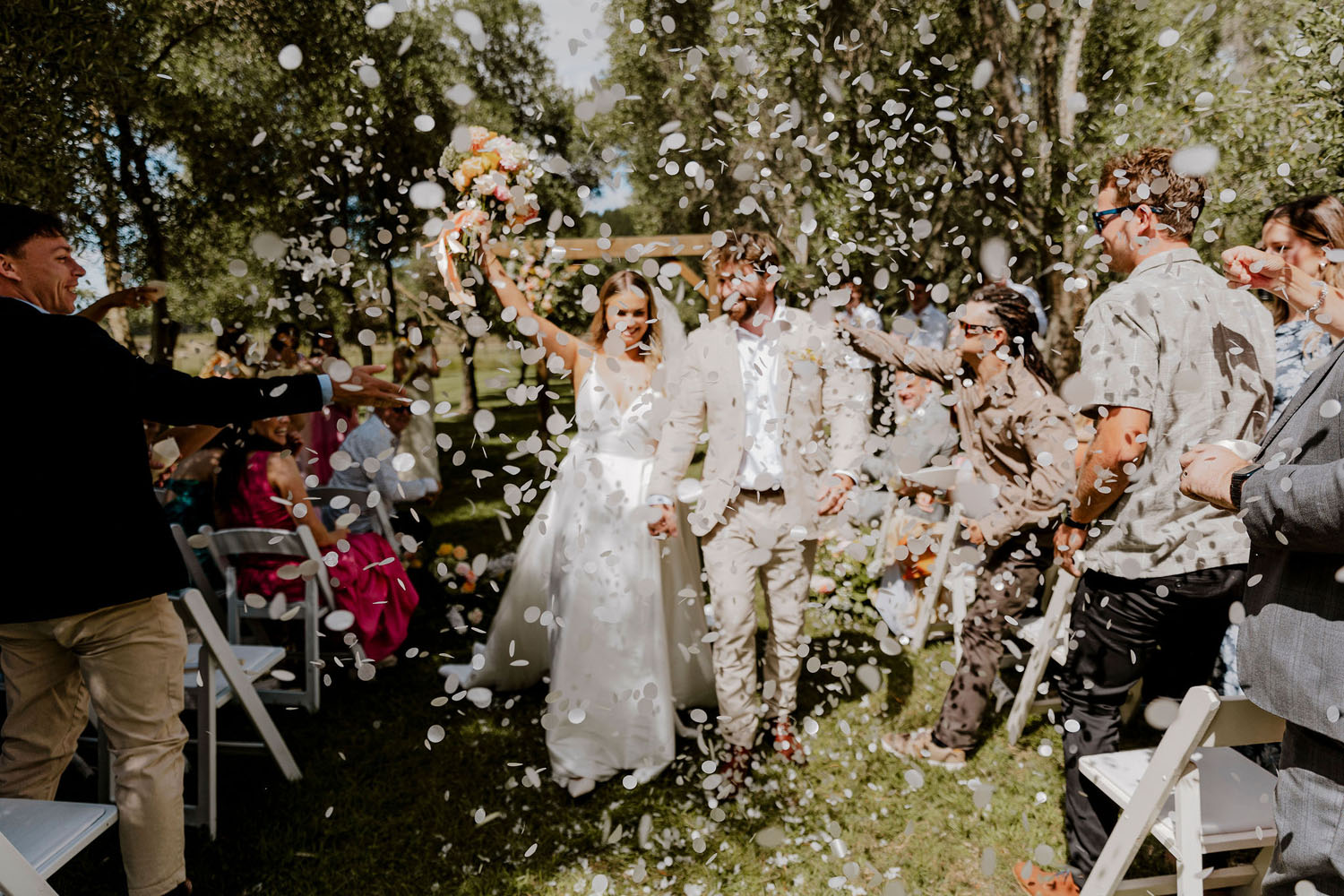 Lovely Farm Wedding at Tironui Lovely Farm Wedding at Tironui