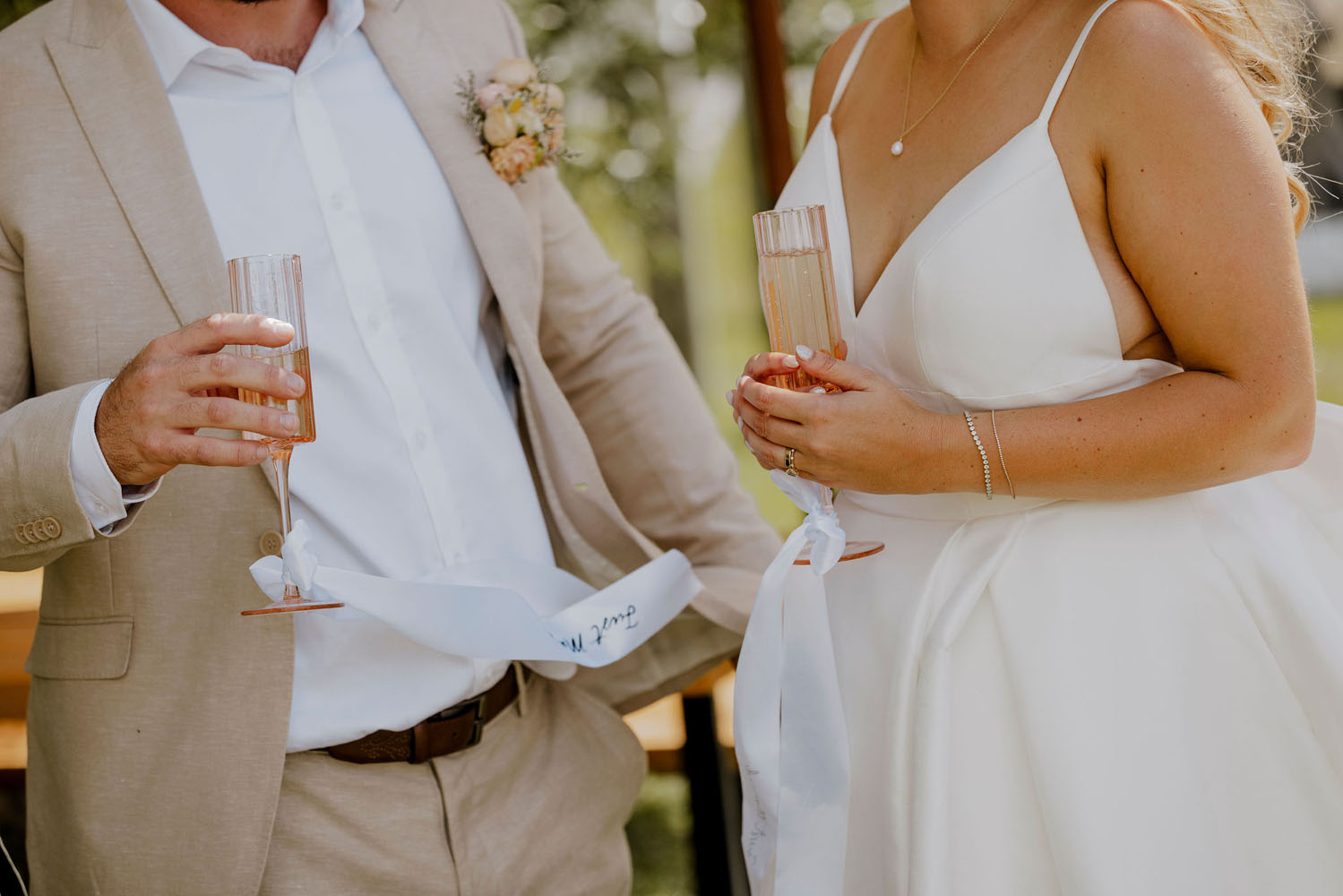 Lovely Farm Wedding at Tironui Lovely Farm Wedding at Tironui