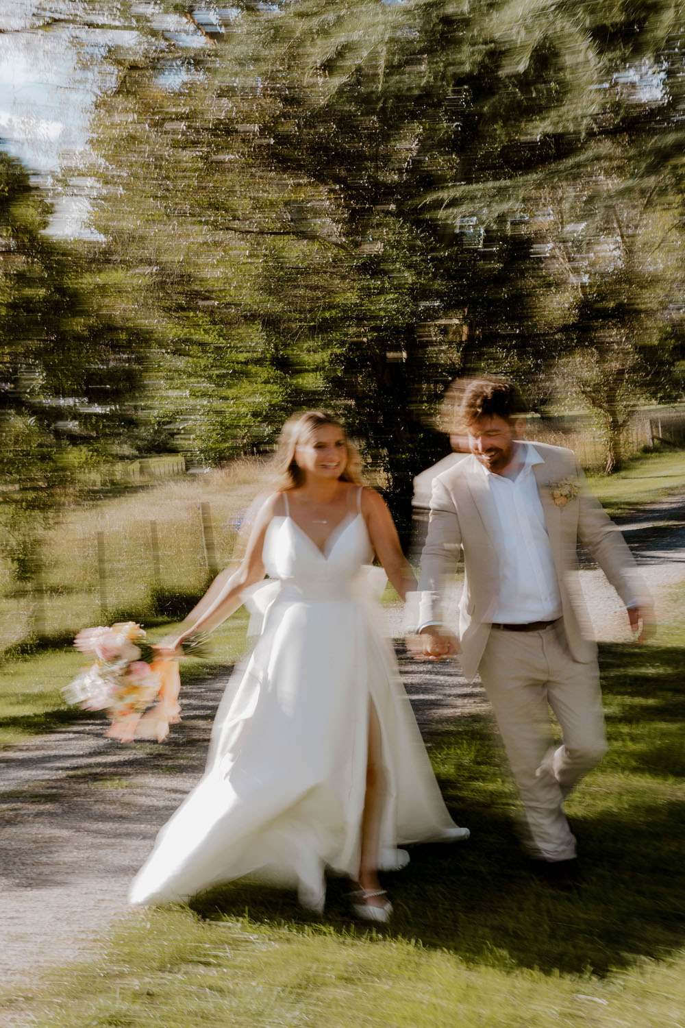 Lovely Farm Wedding at Tironui Lovely Farm Wedding at Tironui