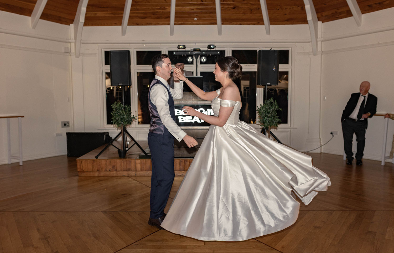 Classic Church and Garden Wedding in Christchurch