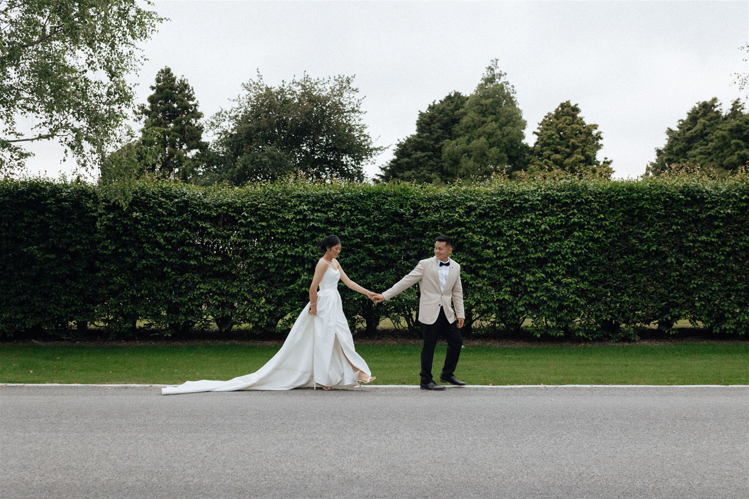 Dreamy Summer Park Wedding at Tatum