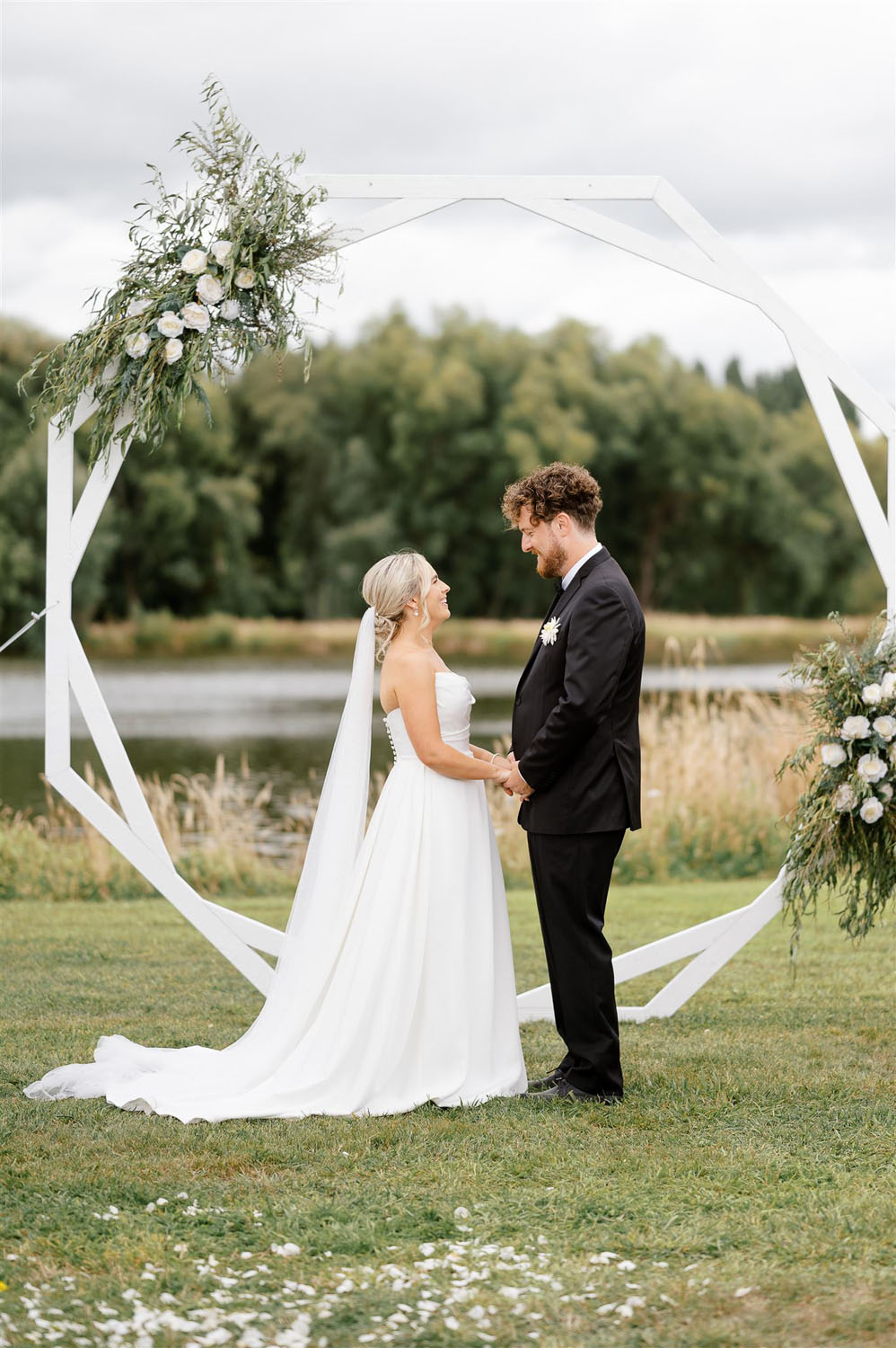 Idyllic Outdoor Wedding at Backpaddock Lakes