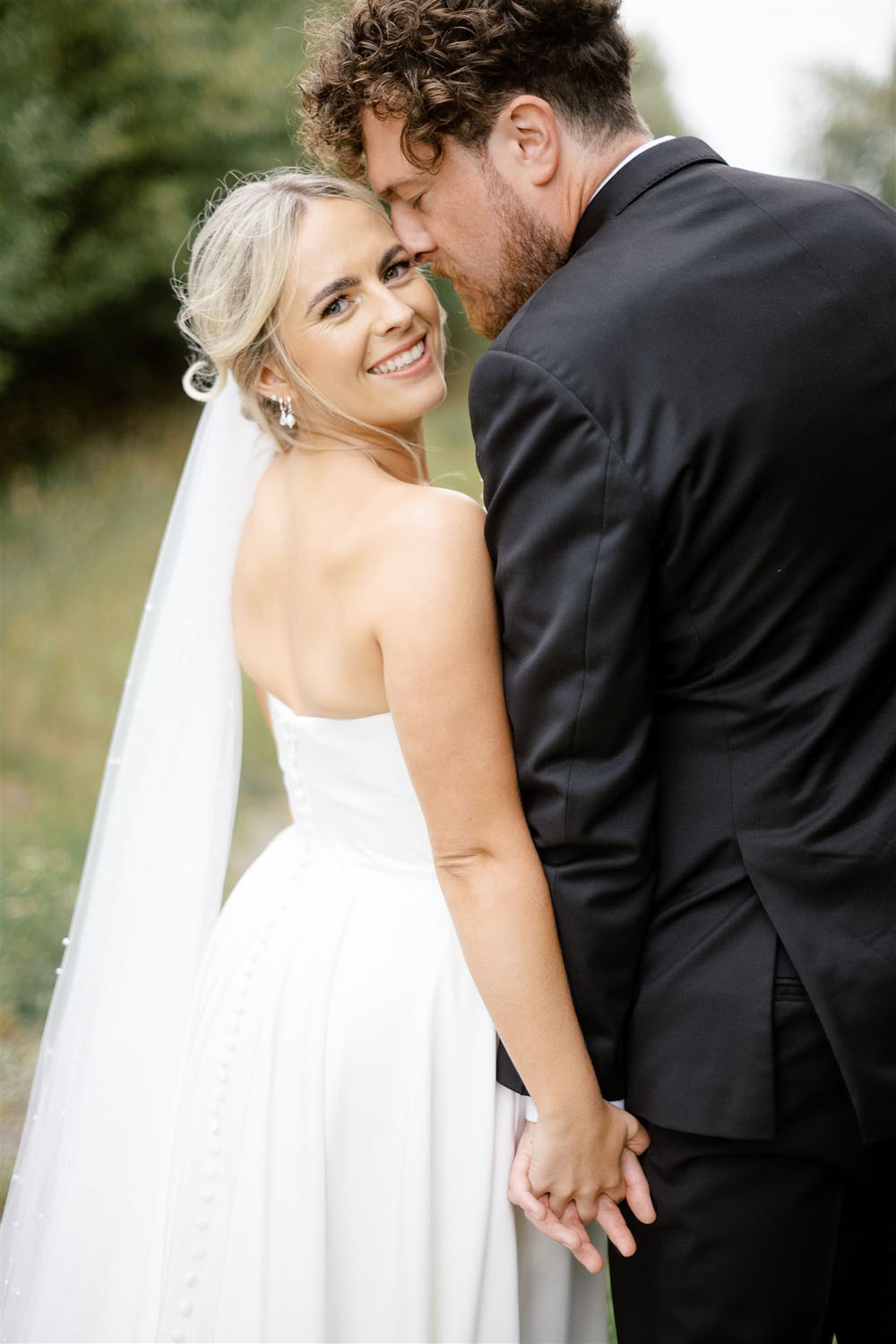 Idyllic Outdoor Wedding at Backpaddock Lakes