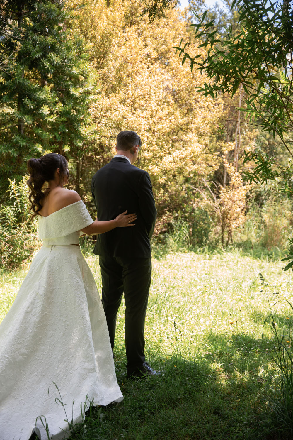 Fun and Cheerful Golf Club Wedding in Raglan