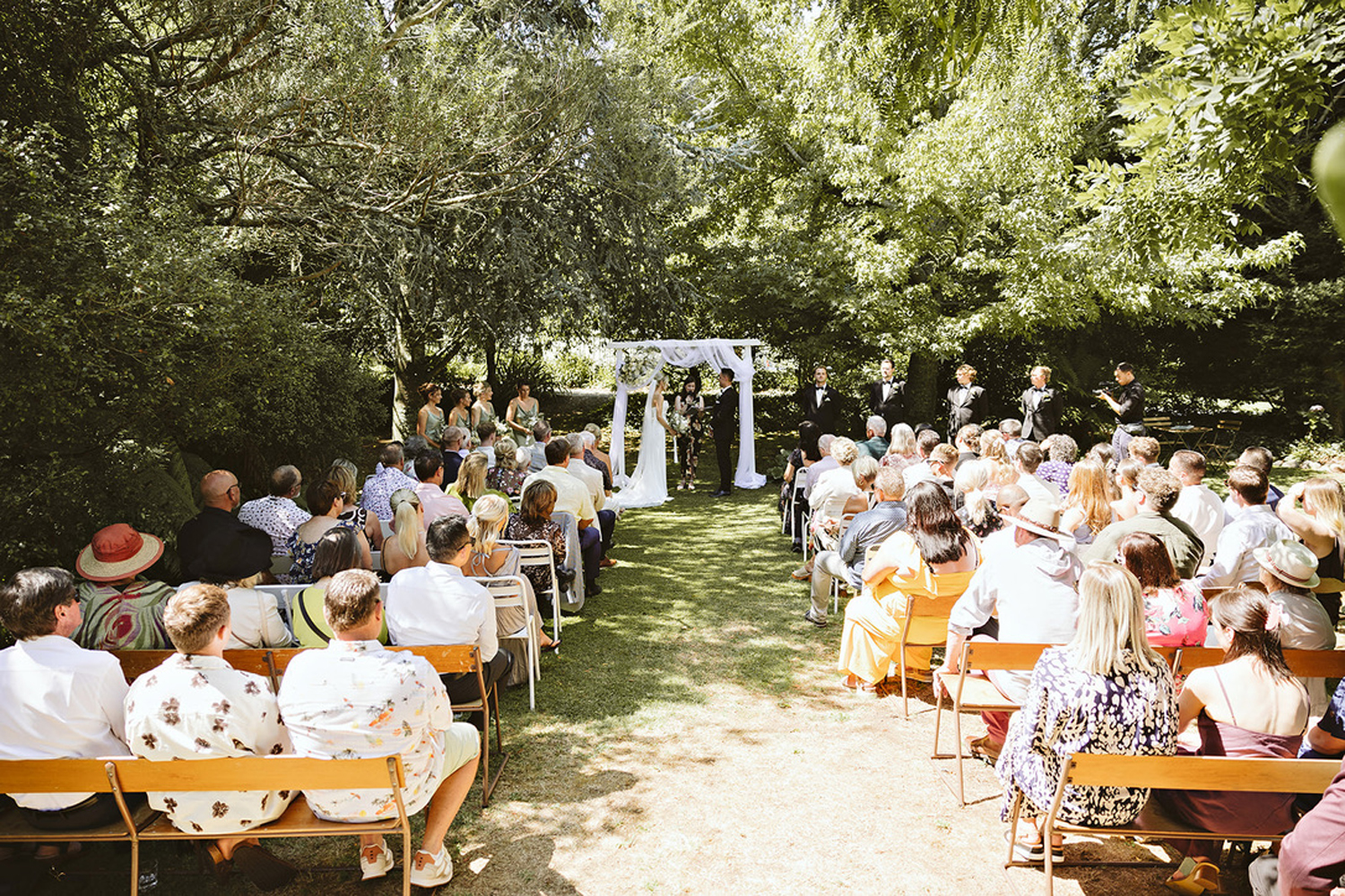 Beautiful Lodge Wedding at Broadlands Lodge