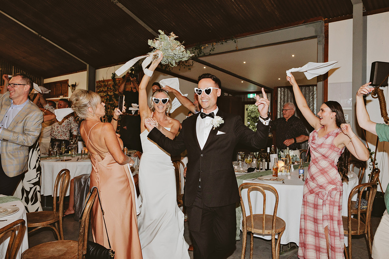 Beautiful Lodge Wedding at Broadlands Lodge