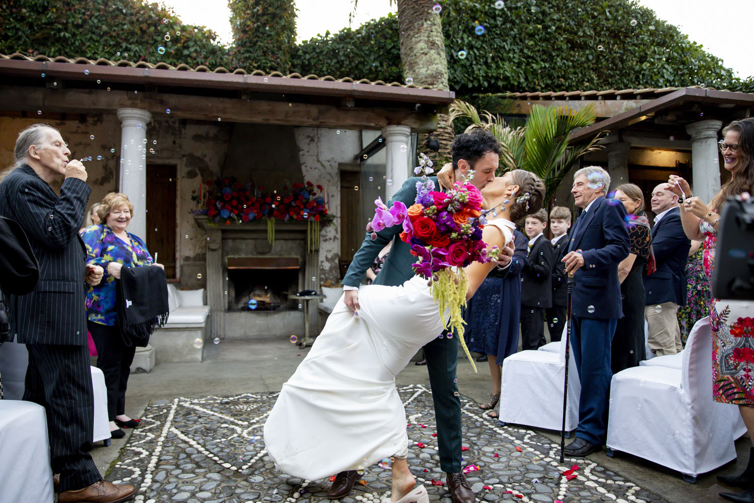 Cheerful Auckland Wedding at Mantells