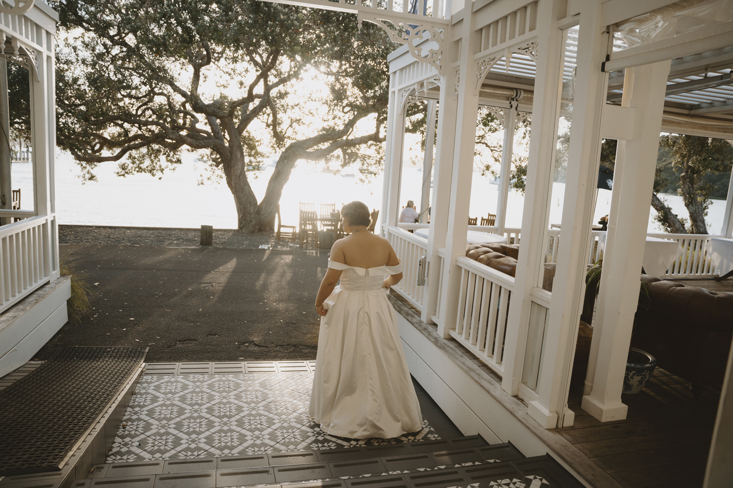 Blissful Waterfront Hotel Wedding in the Bay of Islands