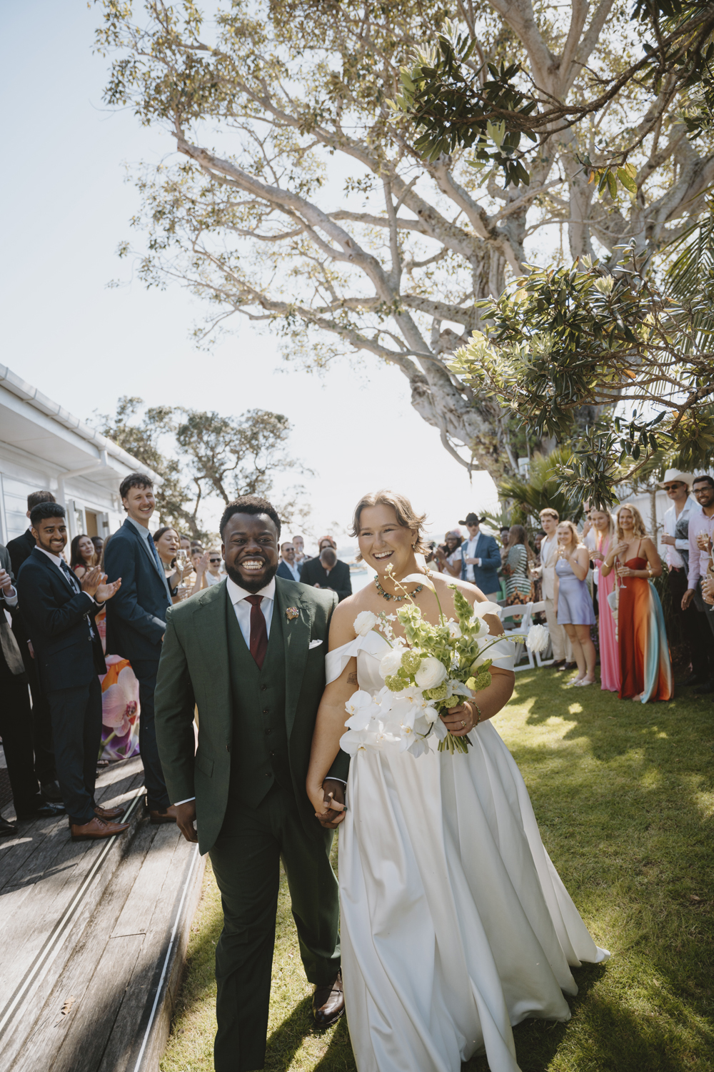 Blissful Waterfront Hotel Wedding in the Bay of Islands