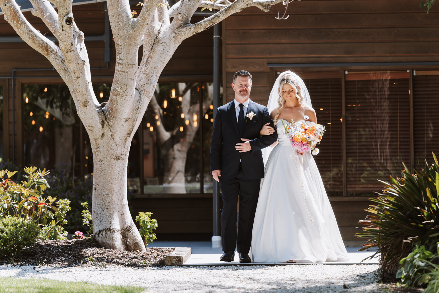 An Enchanting Estate Wedding at Markovina Vineyard
