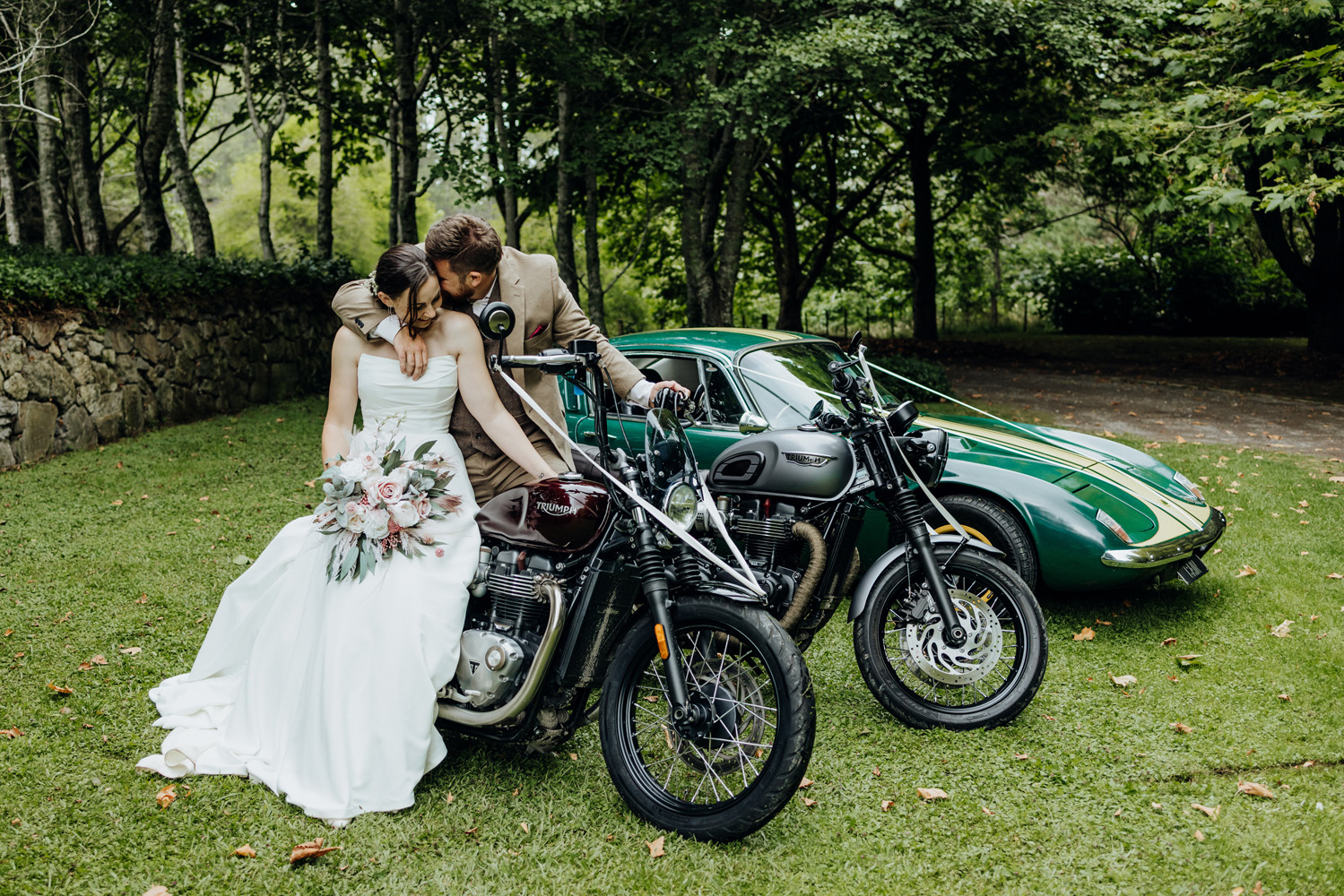 A Beautiful Countryside Wedding at L’Orangerie